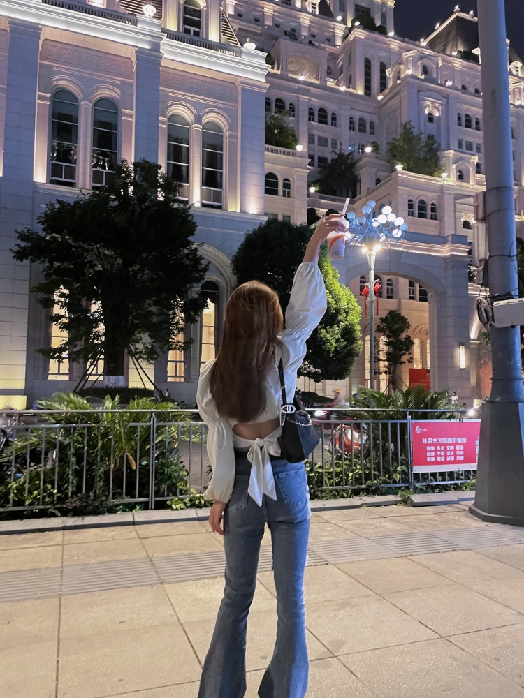 太明-贵州省·黔南布依族苗族自治州·都匀市-抖音-身高:163cm
体重:47kg
三围:79/59/84
会拍照P图化妆,接时尚女装,饰品,女鞋等商品
买家秀,种草推广都OK
诚信合作
