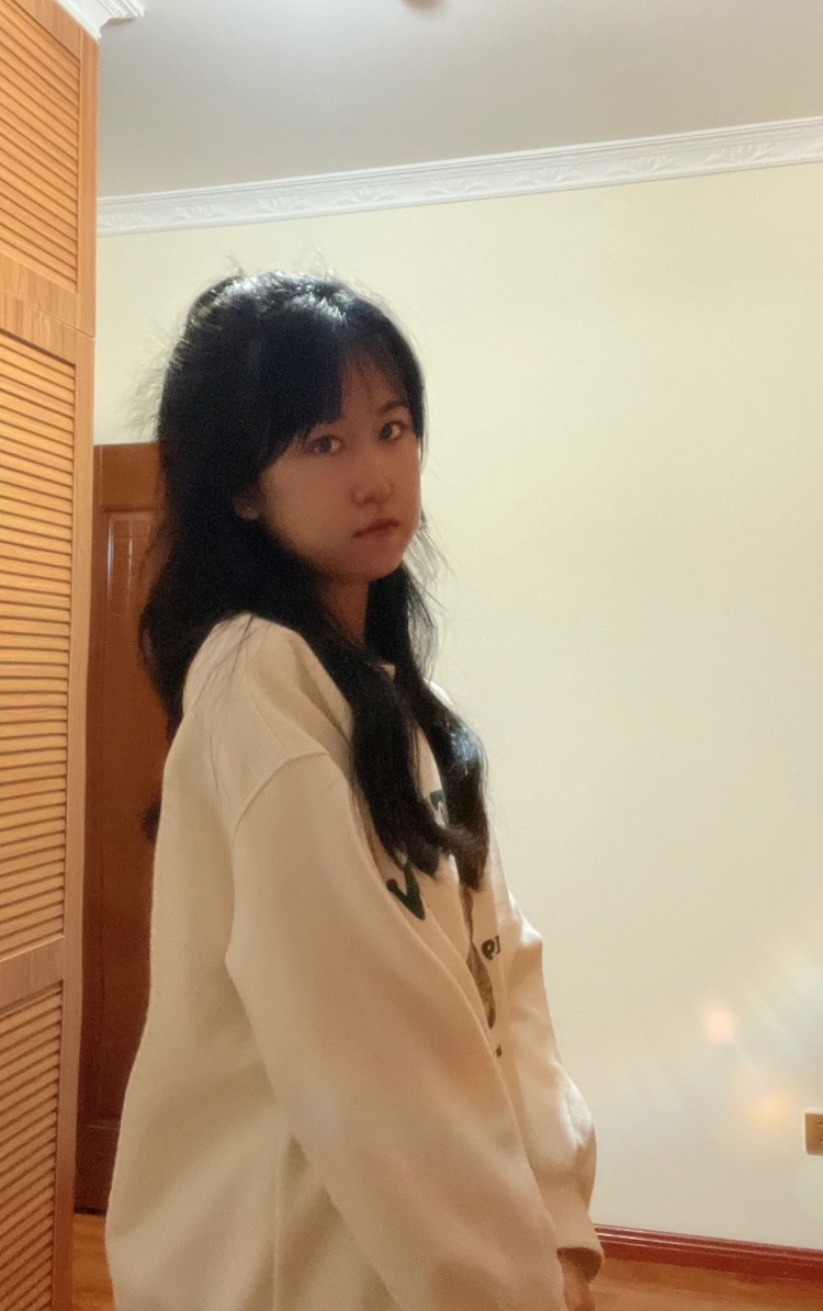 冰美式🧊-四川省·成都市·成华区--大学生,可做寄拍,出图快效率高,擅长p图修图,可协商好沟通,欢迎大家多多采纳
