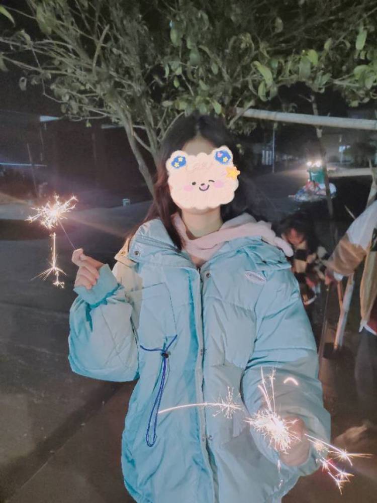 粉泡泡-广东省·中山市·中山港街道-全部都用-素人接寄拍 送拍 啥都可以商量 本人160 92 出图快 接到单好好对待