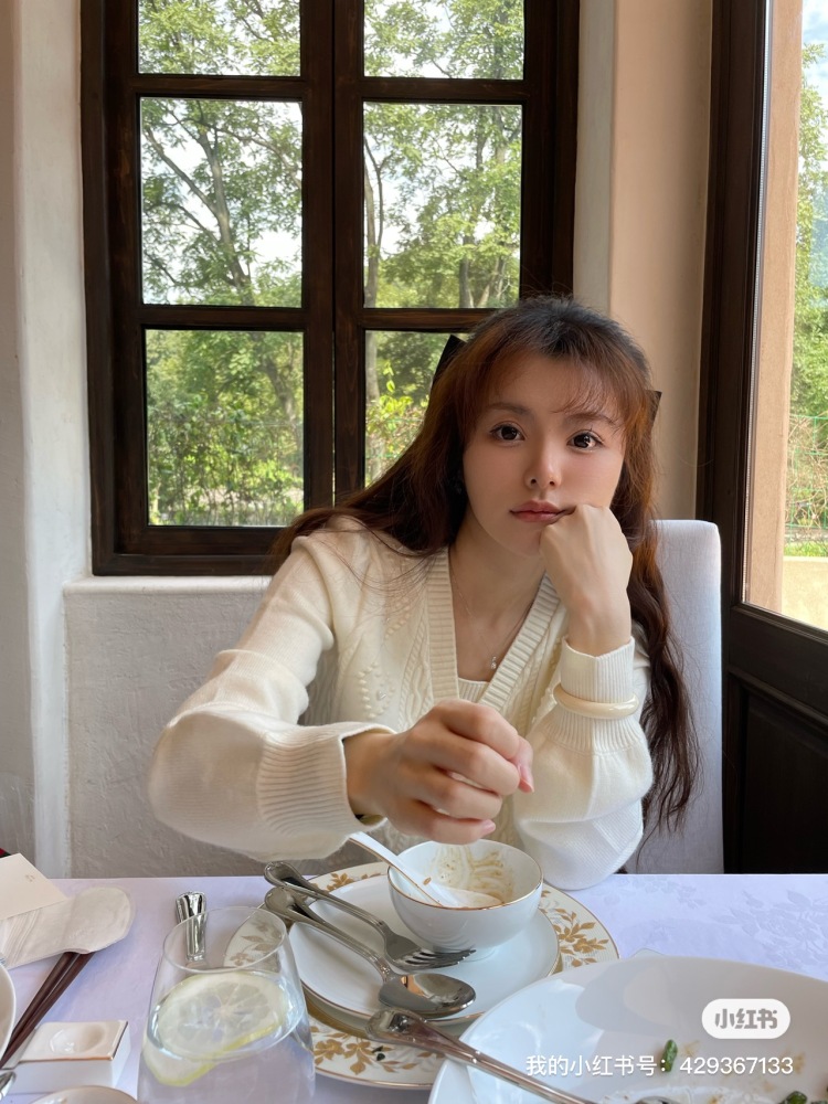 是樱桃小丸子哇🍒不~是樱桃子-浙江省·杭州市·滨江区-微博 某红薯-160 80斤 接 买家秀 寄拍 商拍 推广 测评 探店 一切合作 价格合作方式都可协商 会p图 效率高 合作可私 商家可私 谢谢各位老板