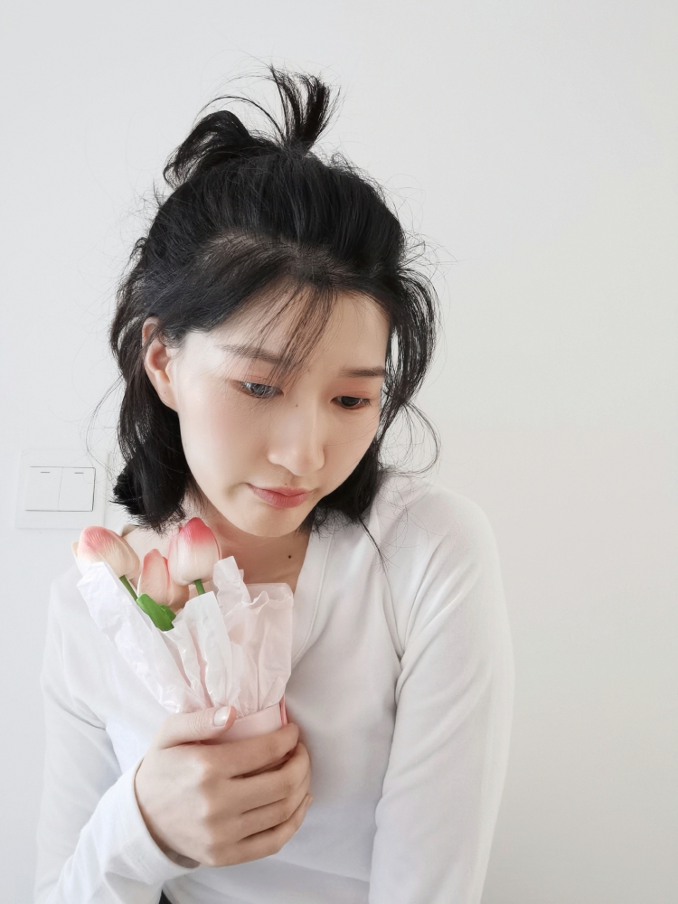 Alice-河南省·郑州市·中原区-*** 抖音-会拍照会p图有经验出图快好沟通,接寄拍,送拍,服饰包包鞋袜首饰等。