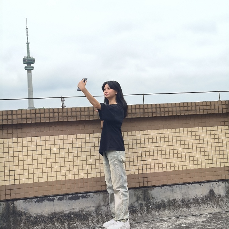 悲伤荷包蛋.-四川省·自贡市·自流井区--我要接单可接👔🧢👟🎒,160cm79斤。
不接末实名的人。不接交金