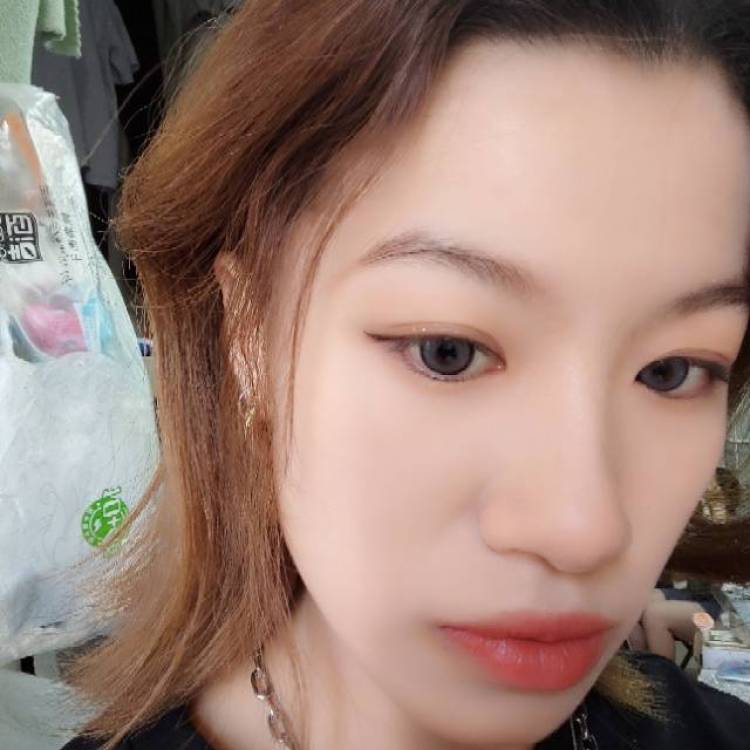 娜塔莎的来信-陕西省·西安市·未央区--喜欢拍照 会P图 身高163 体重79 身材较瘦
希望到接单 !! 服装 饰品 等等都可以 大多数风格都可以驾驭
