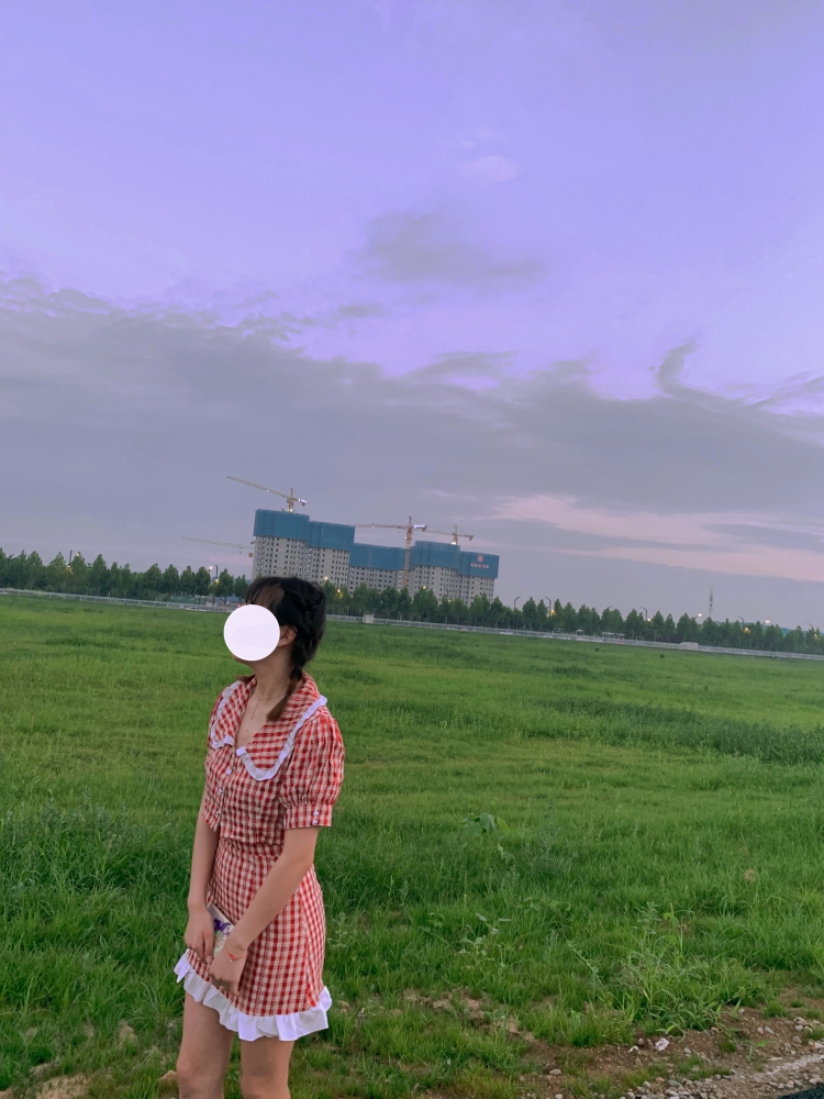.-陕西省·商洛市·丹凤县--身高160 体重90斤,喜欢拍照
买家秀,好物开箱测评,接寄拍
商家们快来dd我噢~
要多努力才能变成你喜欢的样子...