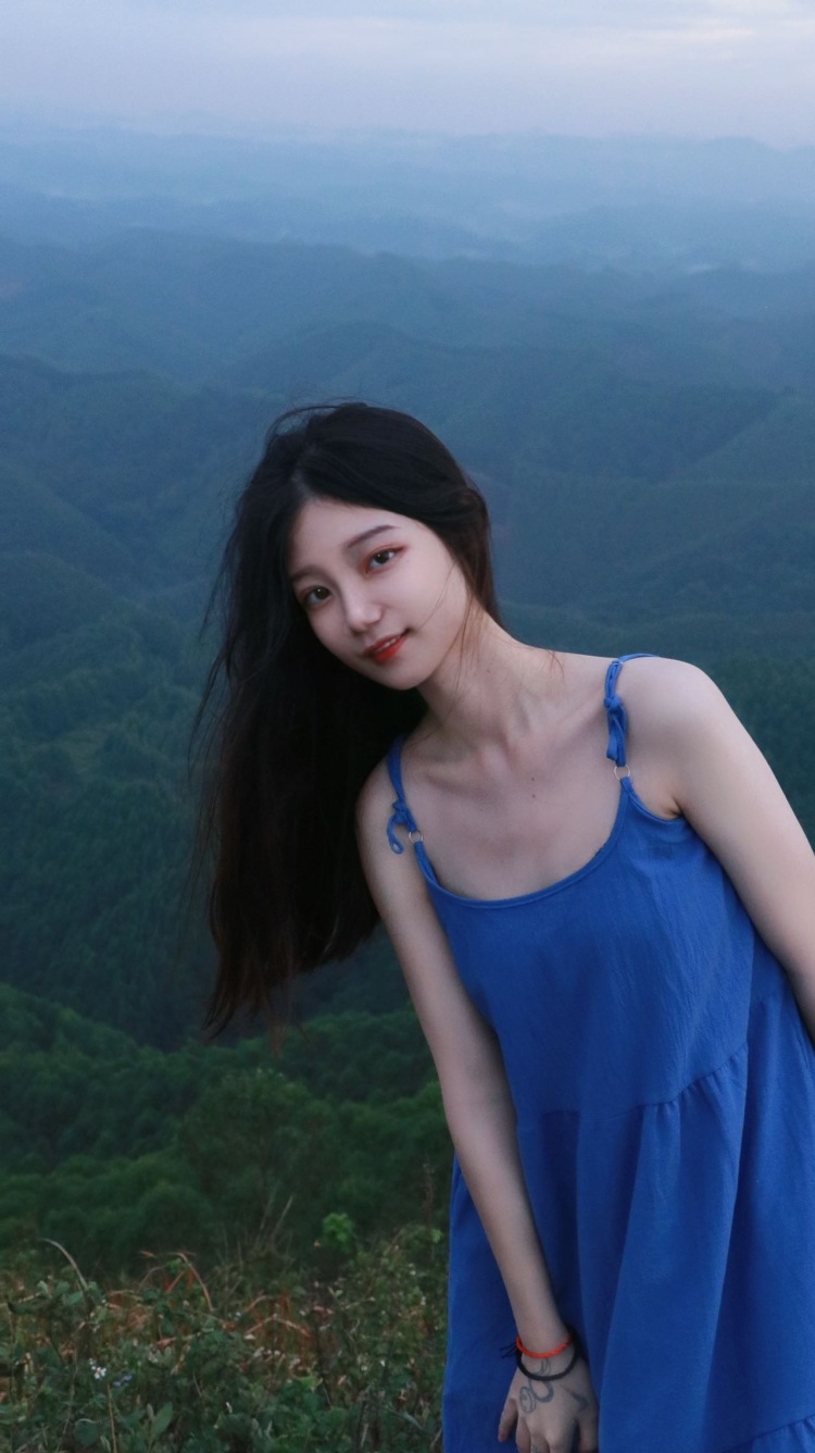 19-广西壮族自治区·南宁市·武鸣区--165cm,40kg。会拍照,效率快 ,出片率高。可接买家秀、推广、平面模特兼职、校园推广、品牌代言。