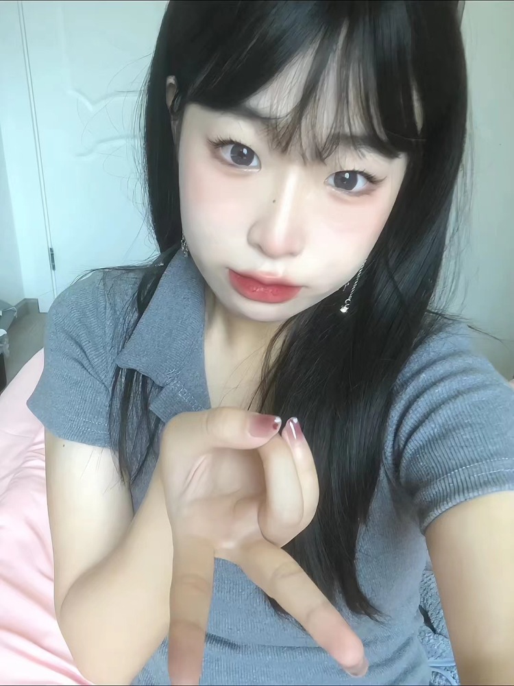 yoyo-四川省·成都市·武侯区-某红薯-本人身高160 体重92斤 平时喜欢拍照拍视频 可以接寄拍试用或线上合作