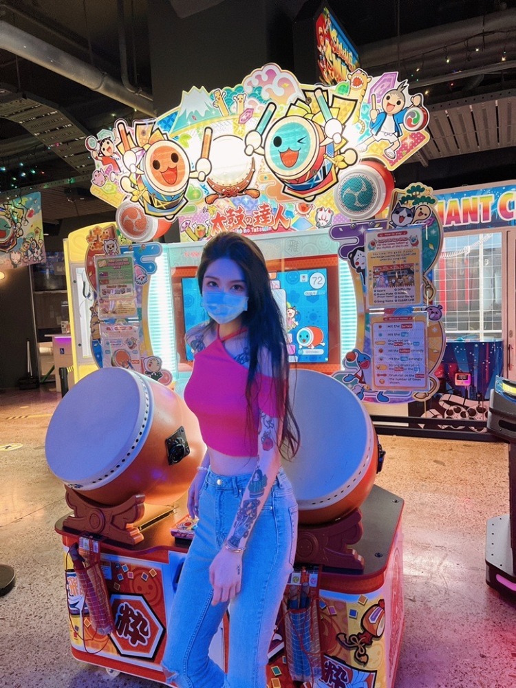 一个小朋友-广东省·珠海市·香洲区-抖音-接寄拍,163/ 88斤。女装,饰品,鞋包等,大尺度勿扰。室内外拍都可以。
接xhs探店,好物种草。有纹身,介意勿扰。
