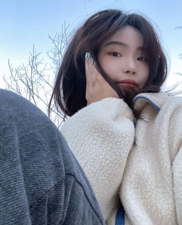 🐰 La Trouvaille🦄-辽宁省·大连市·金州区--本人擅长穿搭修图 拍照！！对图片要求质量高，会用各种修图软件，希望可以和更多的商家合作给出让商家满意的作品。