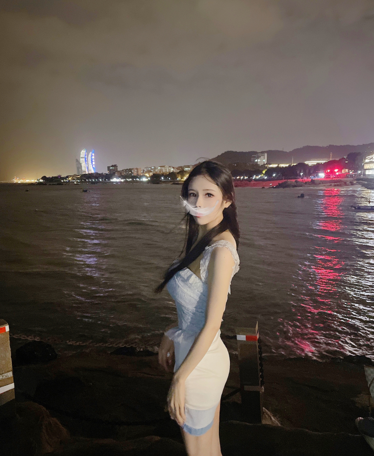 胡涂涂-福建省·厦门市·湖里区-抖音,某红薯,b站-164/46,黑长直,可纯可御,平面模特,明星同款高定礼服模特