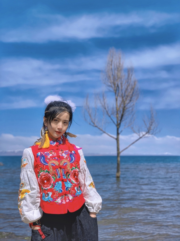 颖宝-天津市·天津市·津南区-抖音,某红薯,微博-摄影师,模特,网红探店达人,笔记种草(民宿、美食、旅游景点)全网平台粉丝15W+ 风格多变,接拍各类产品图及优质买家秀