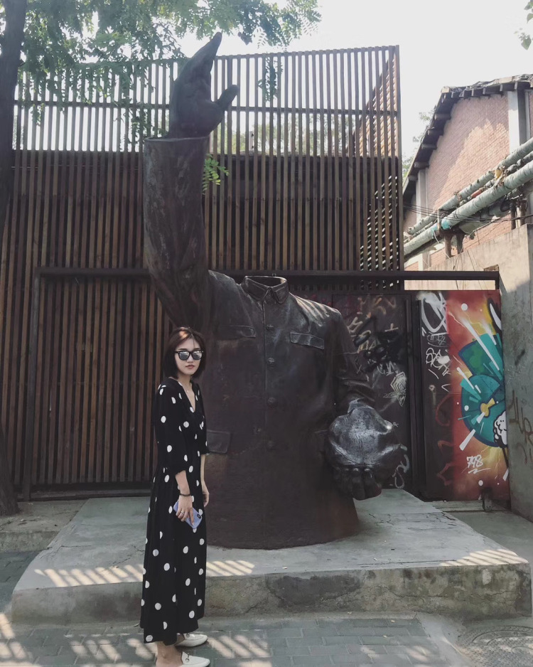 Rᴇ .-黑龙江省·哈尔滨市·道里区-抖音微博-大家好!秋婷
比较擅长p图拍照,喜欢拍照,可做买家秀,合作模特,短视频带货,vlog制作,种草笔记
身份:主播带货
年龄:28
身高:169CM
体重:54KG