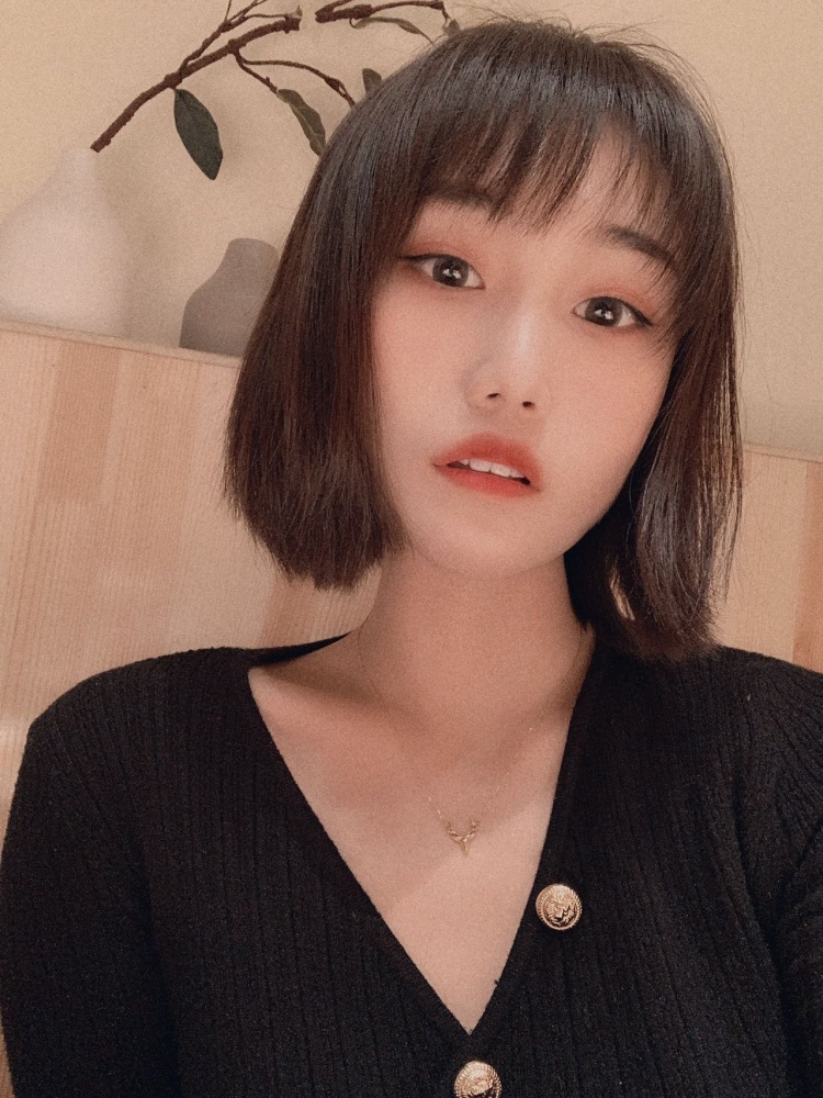 Rᴇ .-黑龙江省·哈尔滨市·道里区-抖音微博-大家好!秋婷
比较擅长p图拍照,喜欢拍照,可做买家秀,合作模特,短视频带货,vlog制作,种草笔记
身份:主播带货
年龄:28
身高:169CM
体重:54KG