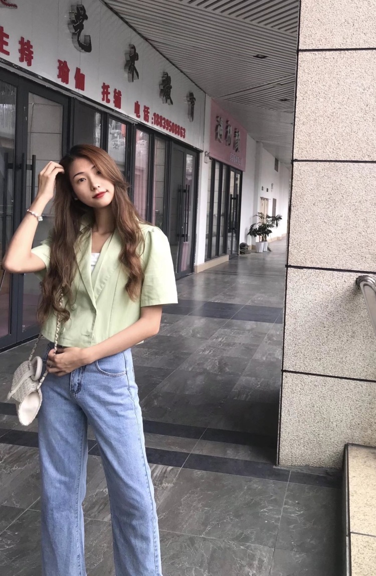 兜兜里没糖糖-广东省·深圳市·龙华区--苹果13出图,可接淘宝,拼多多,京东,拍单出图快。各种风格,商家来聊,一件40一套60
