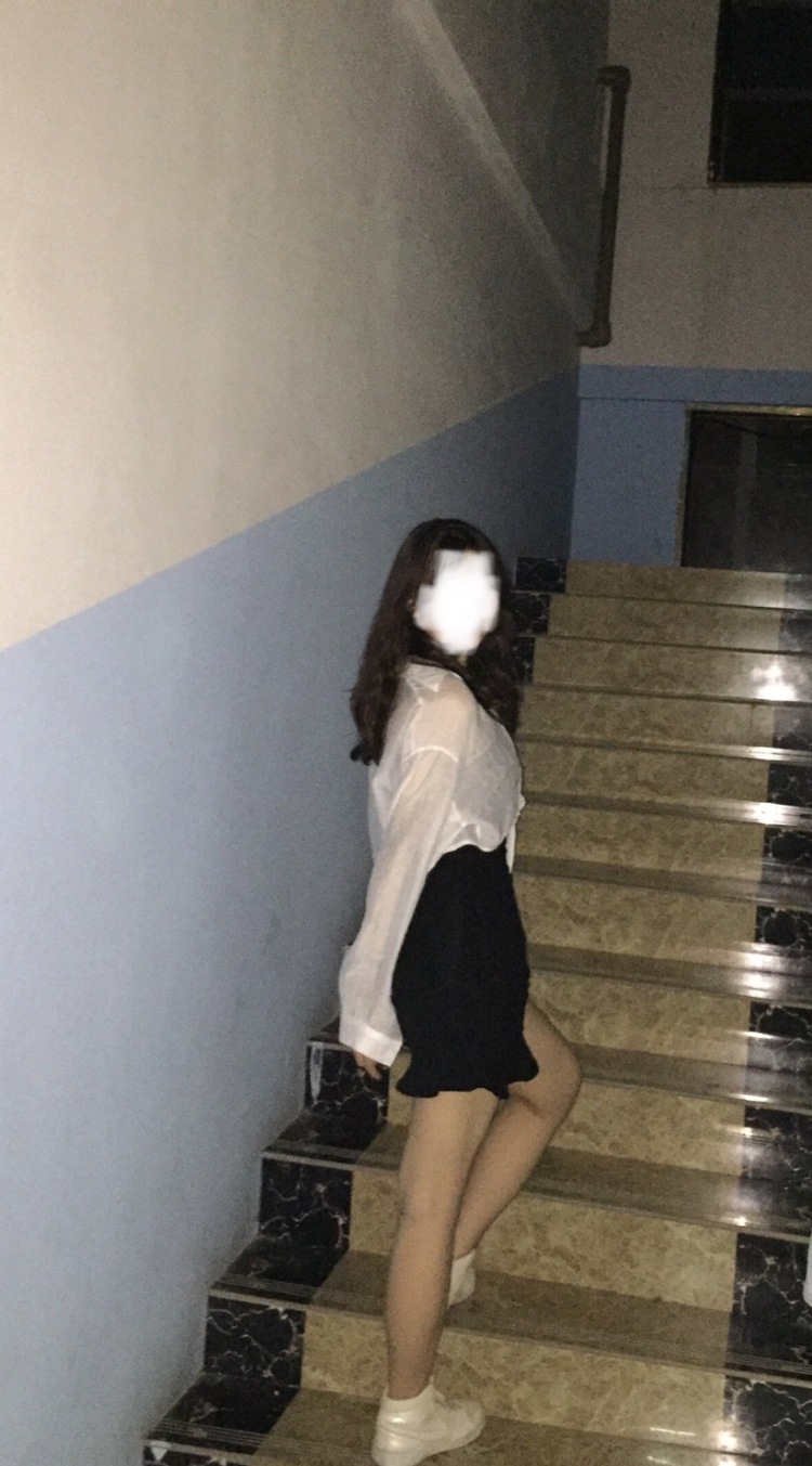 米奇妙妙屋-贵州省·贵阳市·白云区-抖音、快手、小红薯-大家好!我是一名主播
在校岁学生 寄拍和送拍都可以的 任何风格都ok 出图快
身份:主播带货
年龄:17
身高:165Cm
#贵阳市# #学生# #网红# 电商# #主播带货