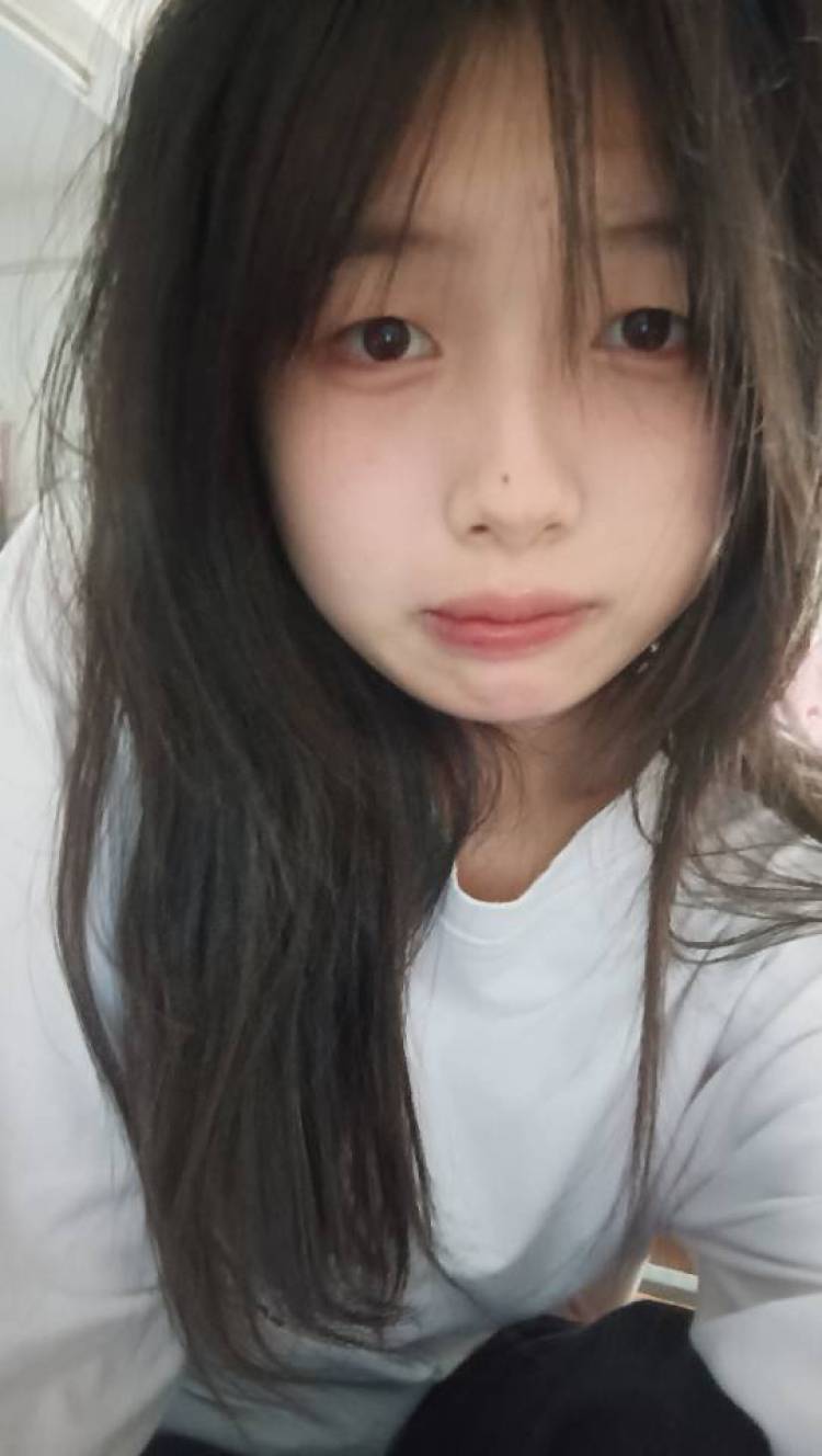 这样-江西省·赣州市·南康区-抖音-学生接单赚点零花钱拒绝诈骗,骚扰,色情等商家体重86斤,身高156