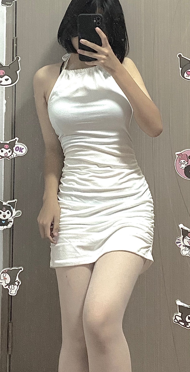 不要说永远-广东省·肇庆市·高要区-抖音-素人,抖音小网红,身高160,体重100,微胖,玩抖音,可以拍裙子衣服,希望有人找我