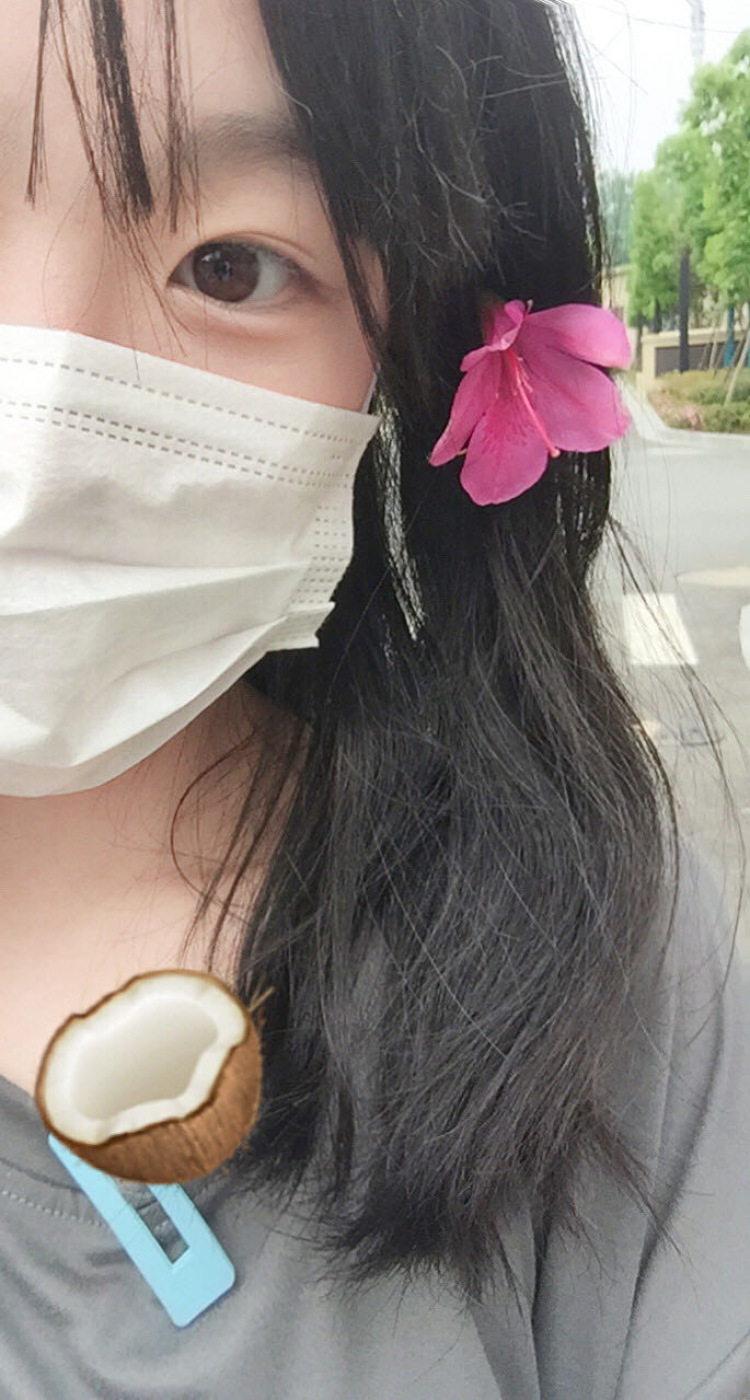白色气球-湖北省·随州市·曾都区-快手-158,58,在校读书不方便外出,网拍可以,风格见下有意向联系