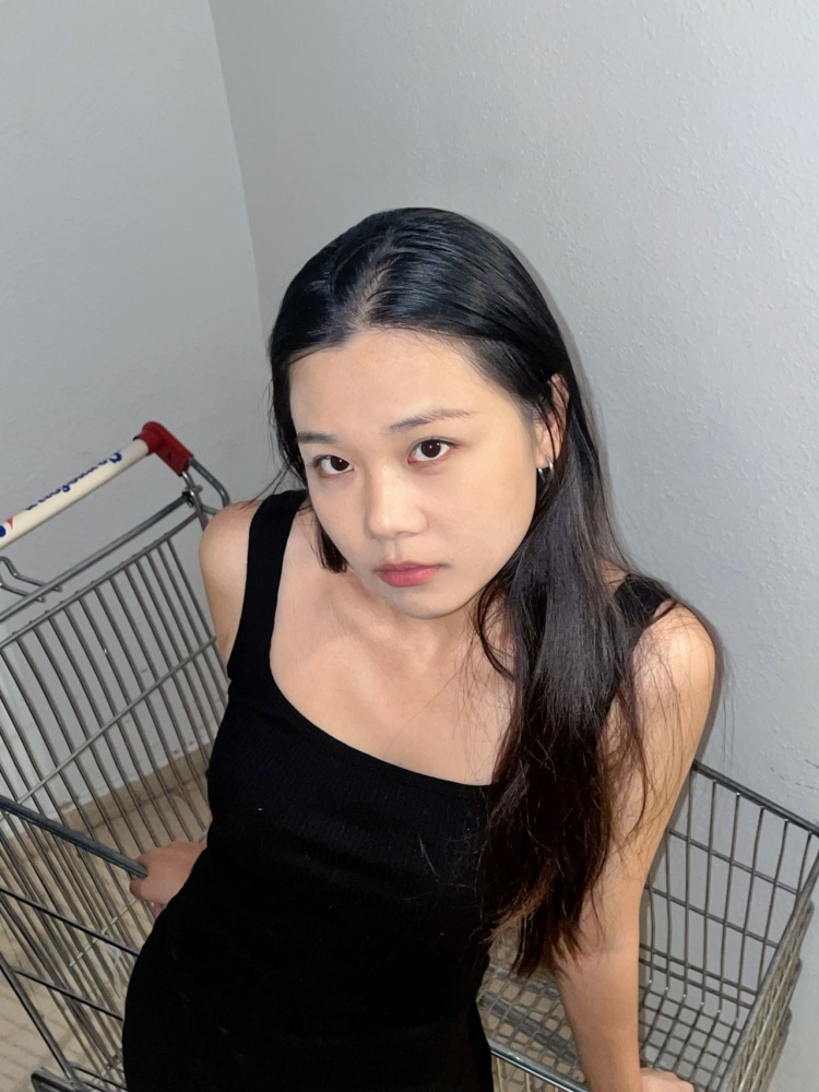 冯白白-江苏省·常州市·武进区-某红薯-160/95 25
可接女装 耳饰 项链 手链 戒指 各种配饰 帽子也很爱 家居用品 包包各种都可 好沟通