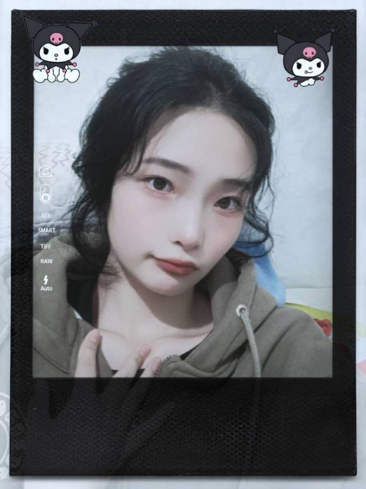 歘-陕西省·西安市·雁塔区-快手-爱拍照,会批图,163cm 47Kg,疫情期间照片一般都会戴口罩