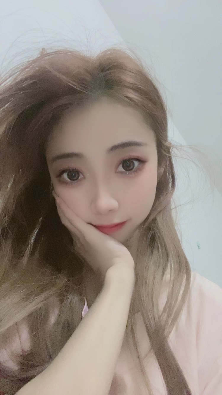 小鱼儿🐠-江西省·九江市·修水县--江西女
身高153cm
体重80cm
职业女主播
喜欢拍照 P图
能进最大的努力把接单作品完成的更加完美