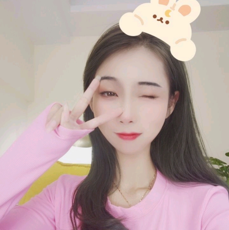 小鱼儿🐠-江西省·九江市·修水县--江西女 
身高153cm
体重80cm
职业女主播
喜欢拍照 P图
能进最大的努力把接单作品完成的更加完美