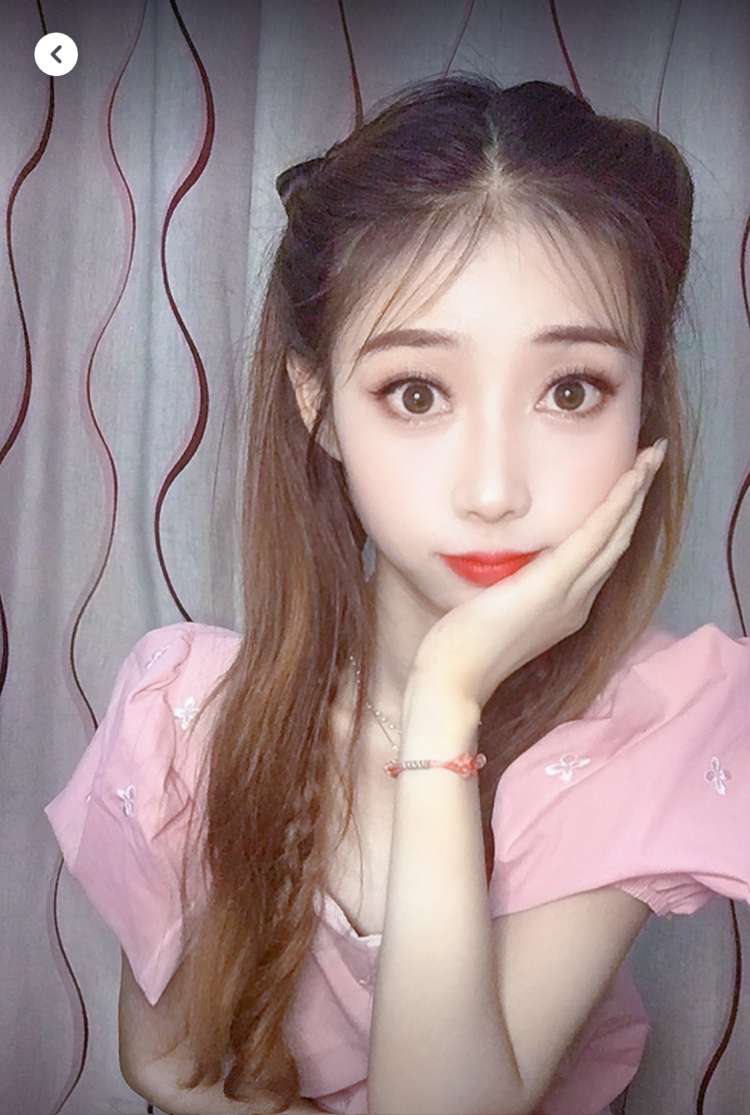 小鱼儿🐠-江西省·九江市·修水县--江西女
身高153cm
体重80cm
职业女主播
喜欢拍照 P图
能进最大的努力把接单作品完成的更加完美