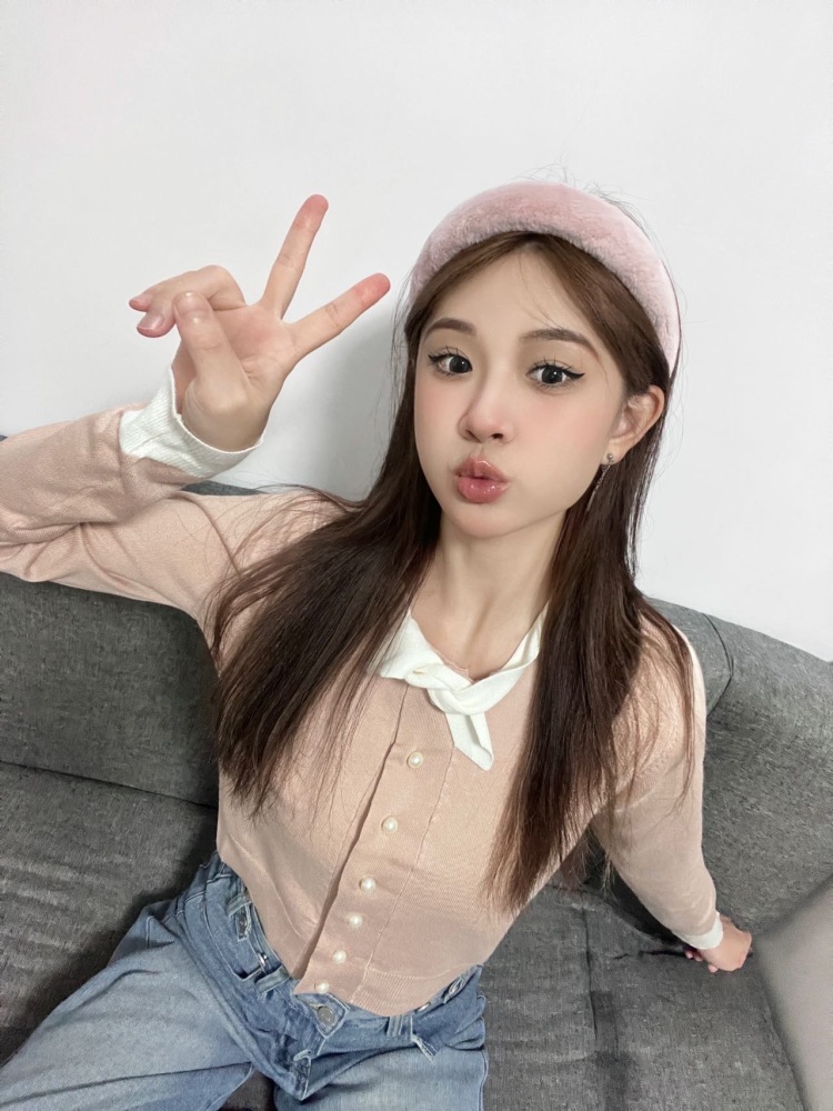 ㅤㅤ不能缺氧-福建省·厦门市·海沧区--🎵🍠不能缺氧 寄拍置换都可
国潮、纯欲风、网红名媛风、学院风、气质风都可驾驭，手势项链帽子都能拍