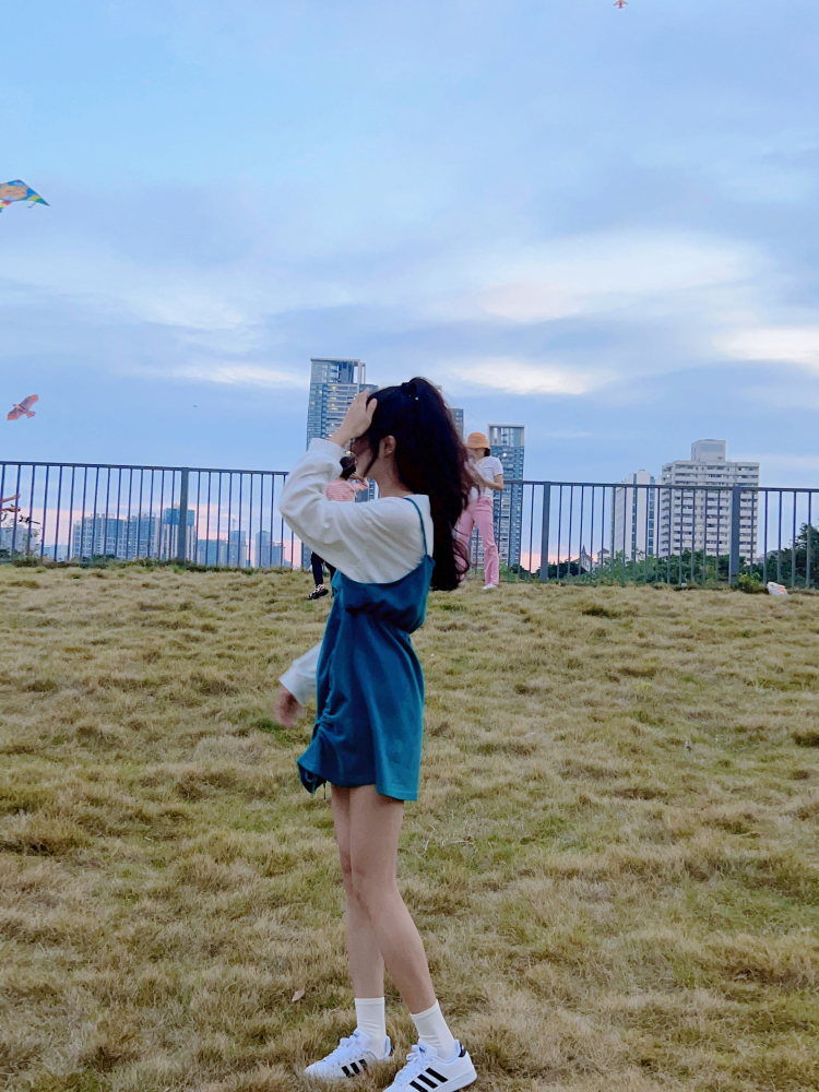 ᰔᩚ-广东省·佛山市·禅城区-抖音、某红薯-大家好！
本人新手一枚，喜欢拍照，会p图。可接寄拍单买家秀，服装，饰品，包包，鞋子等。有机会希望可以合作。
年龄：23
身高：160CM
体重：41KG
坐标：广东省·佛山市·禅城区
#佛山市# #素