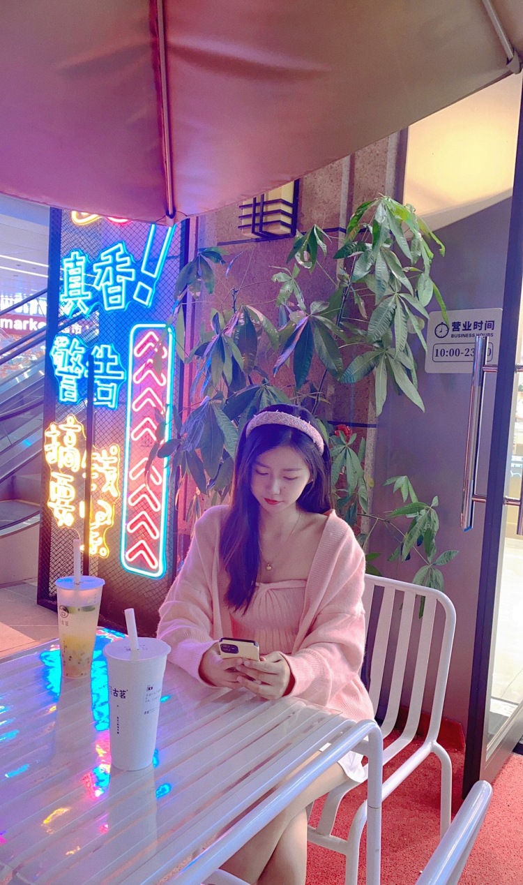 谢谢,我不吃糖-福建省·龙岩市·漳平市--可接服装寄拍,包包。会拍摄及制作视频,修图,好沟通,有需求都可商量
