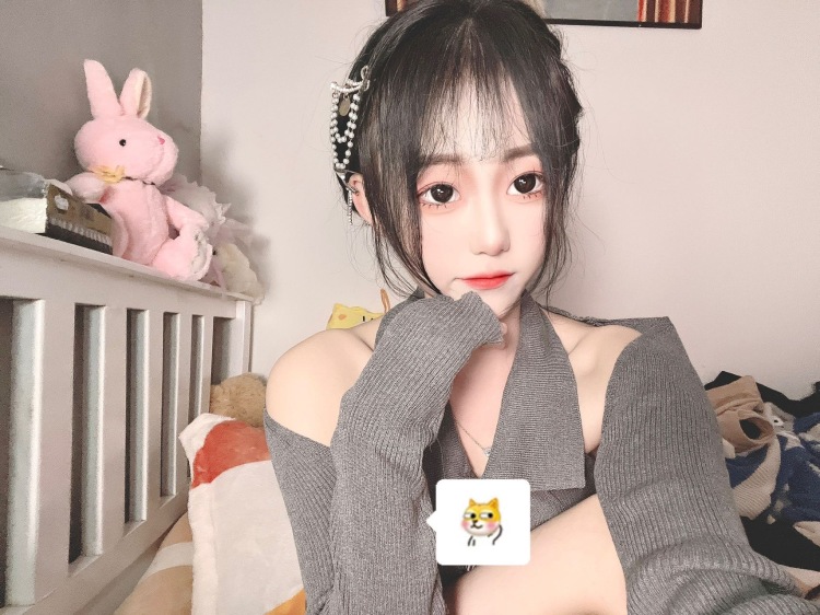 查无此人-江苏省·苏州市·吴中区-抖音-抖音5万7的粉丝 20岁,身高1.55米体重75斤想做寄拍模特,比如(衣服穿搭,鞋子,美瞳,包包,银饰)等