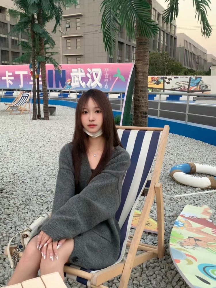 Hino'-湖北省·武汉市·江夏区--大量美女资源,各种风格皆具。目前主接寄拍单,价格美丽质量佳,接单快质量高,诚信接单,🉑️长期合作。