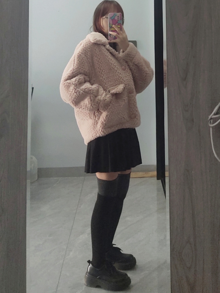 Daisy-四川省·达州市·开江县--我的特长身材好 颜值一般 身高157 体重80 今年才18 想接一些单 赚点生活费