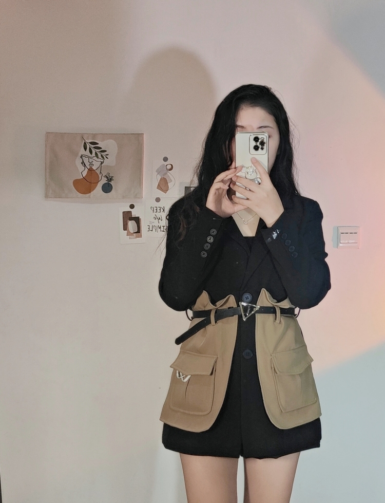亚~-四川省·成都市·双流区-某红薯-擅长拍照P图,接各种服装,包包,帽子,寄拍! 本地探店也可以😊 接买家秀。