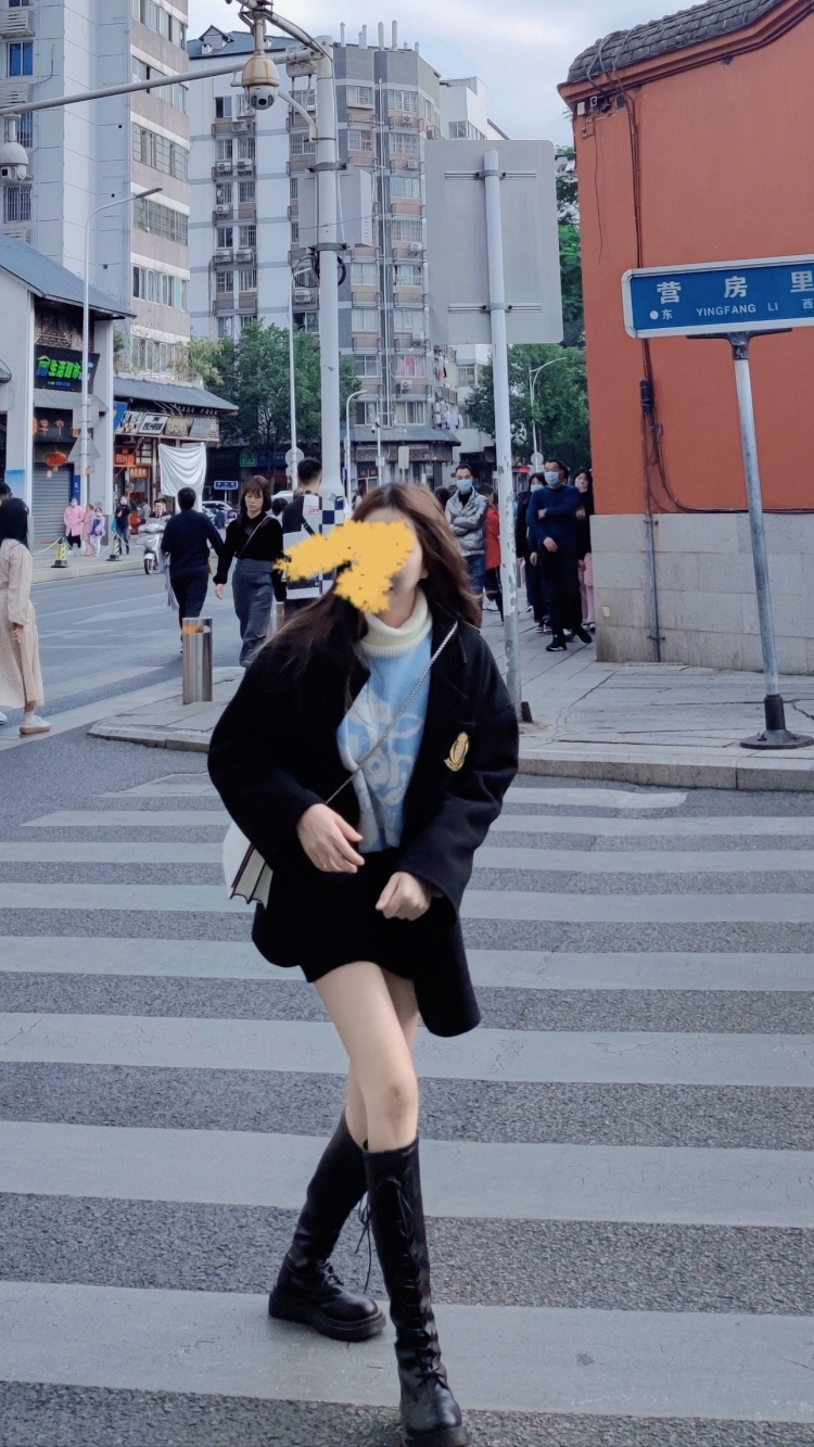 深深-福建省·福州市·鼓楼区--身高167体重94
❤️接寄拍
❤️美术生,会拍照,会批图,审美在线,照片高清,诚实守信