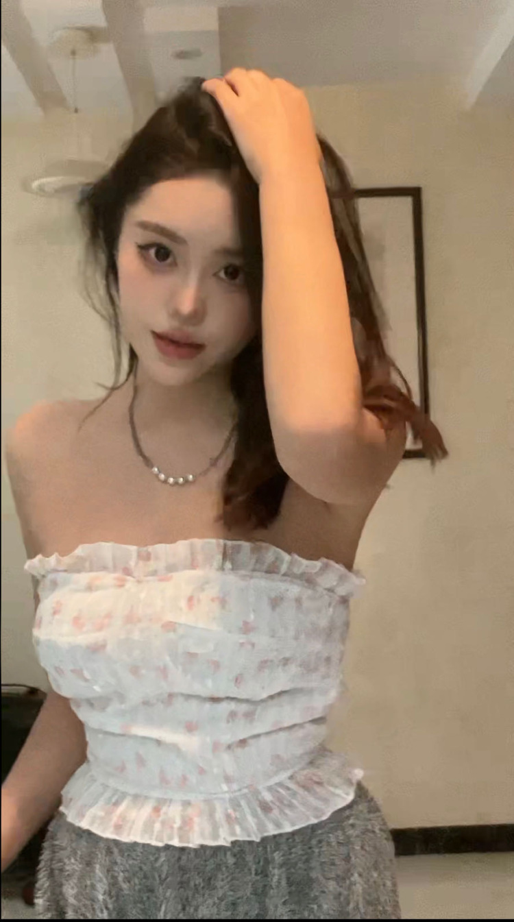 SHAAPIRE-甘肃省·兰州市·安宁区-抖音 微博 某红薯-170/105
87 65 90
可买家秀,某红薯,抖音,探店推广
风格多变 可盐可甜