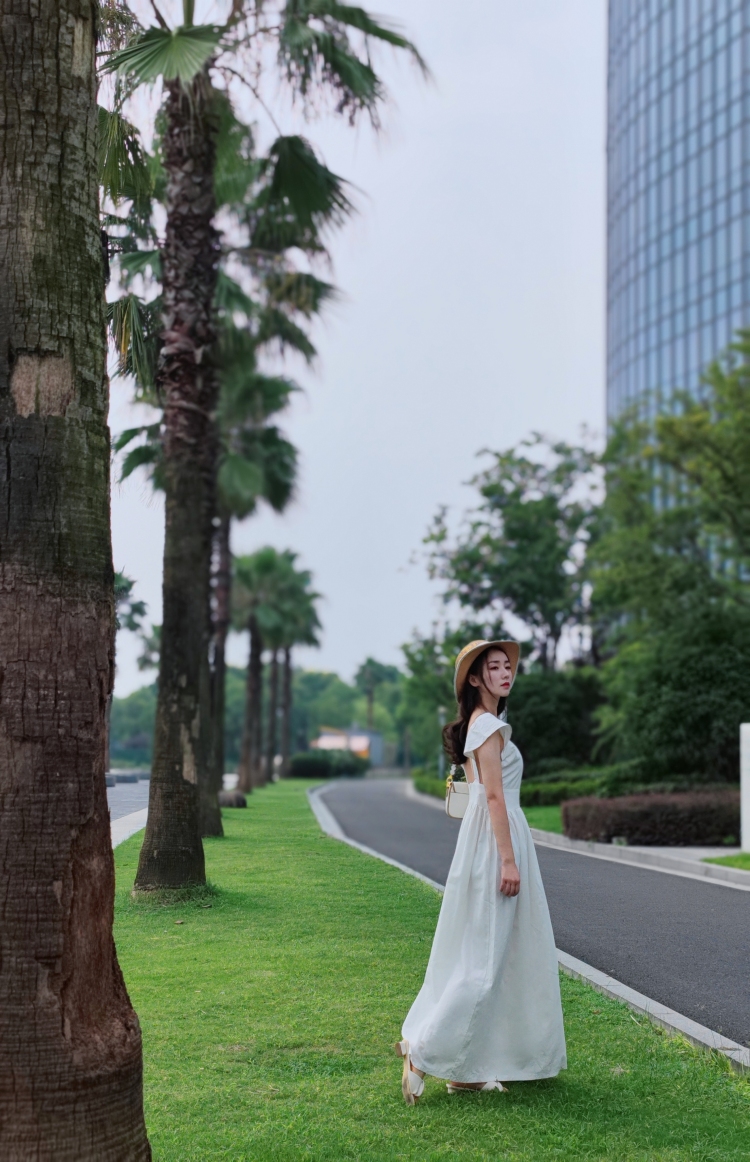 曉qing-浙江省·杭州市·上城区--接寄拍 来找我合作 本人会拍照 会剪辑视频 会p图 价格🉑️30-80