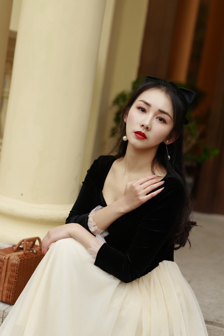 曉qing-浙江省·杭州市·上城区--接寄拍 来找我合作 本人会拍照 会剪辑视频 会p图 价格🉑️30-80