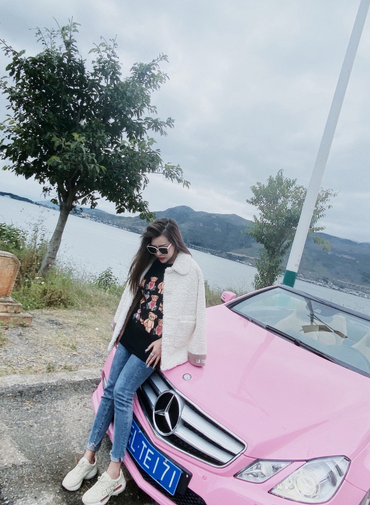 AD钙奶🍑-黑龙江省·哈尔滨市·道里区--会化妆 会拍照 会p图 衣服美瞳饰品都可 身高165 114 寄拍都可 性格好事少 风格可多变 时间充裕