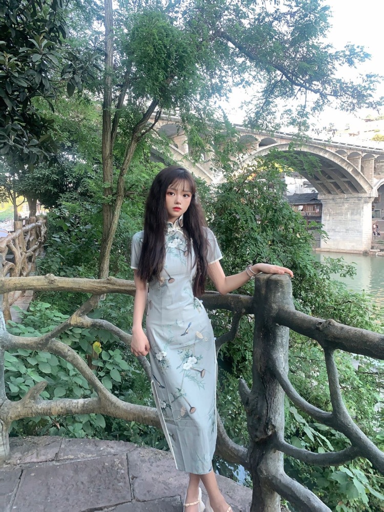 高兴-广东省·东莞市·石排镇-抖音-身高:165,体重:48,可拍卖家秀,抖音种草视频,探店大人,平面模特兼职,开箱视频.