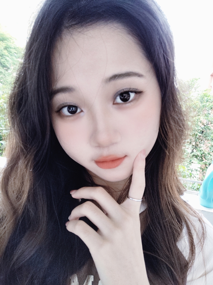 蔡蔡爱吃菜-广东省·广州市·天河区--热爱拍照,热爱穿搭,喜欢化妆
身高168体重102
性格活泼开朗,做事认真负责