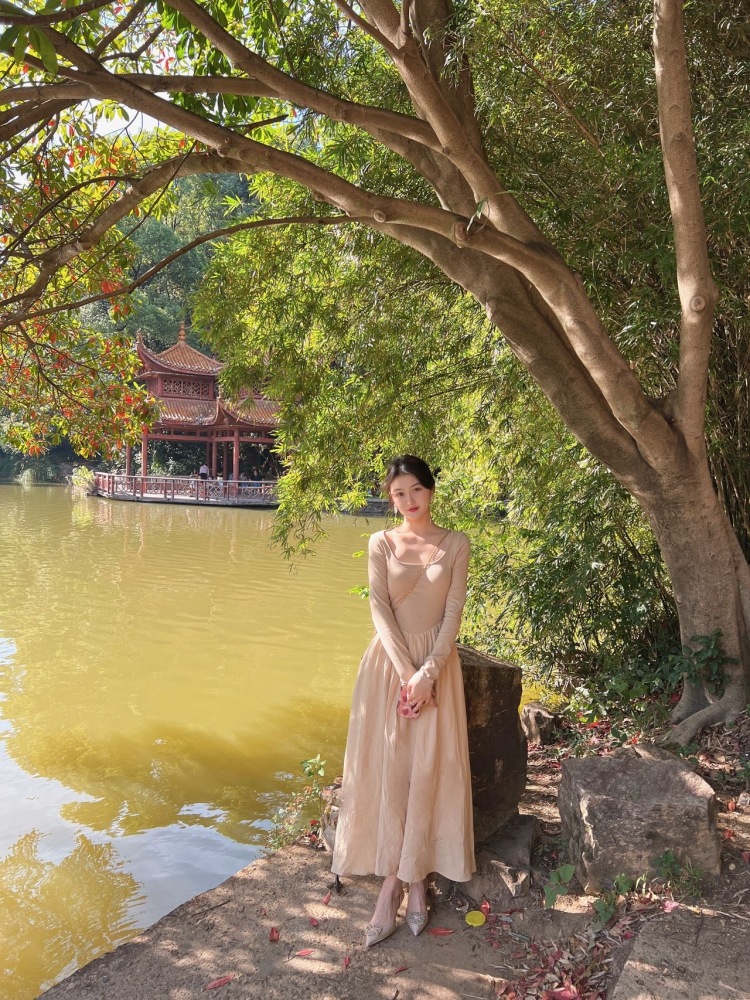 陈一帅-湖北省·咸宁市·咸安区--我的大名叫陈师,小名一帅,97年的南方女孩,爱生活,爱购物,爱分享,很开心这里遇见你们。