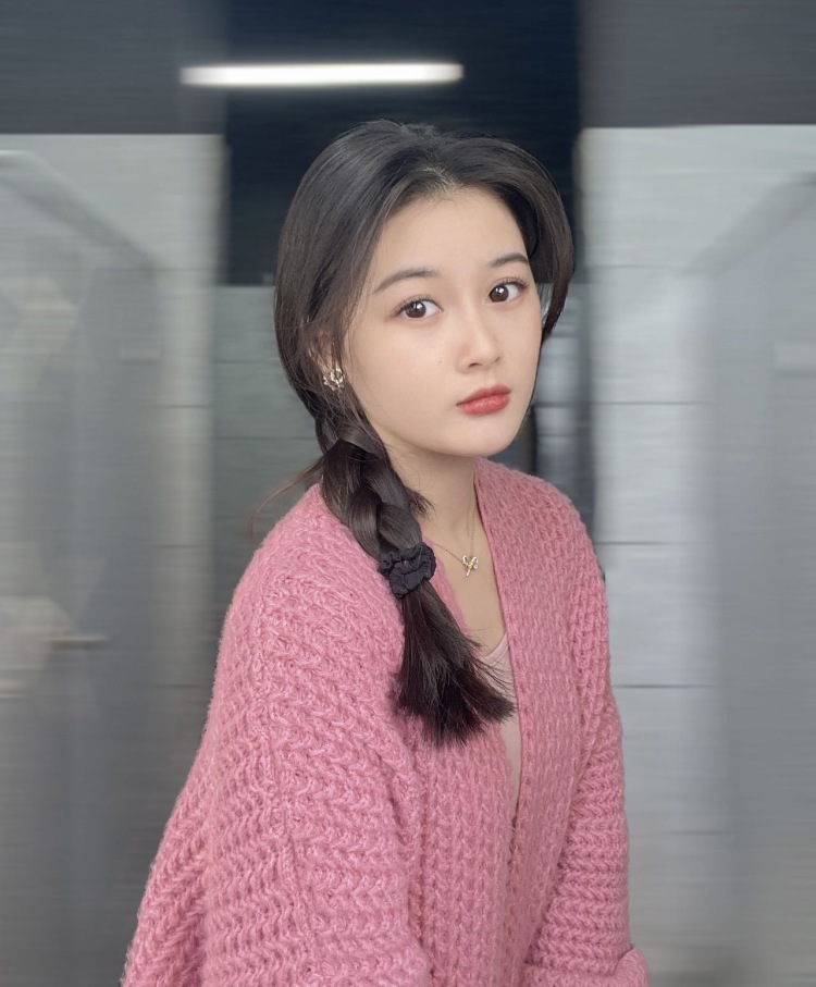 陈一帅-湖北省·咸宁市·咸安区--我的大名叫陈师，小名一帅，97年的南方女孩，爱生活，爱购物，爱分享，很开心这里遇见你们。