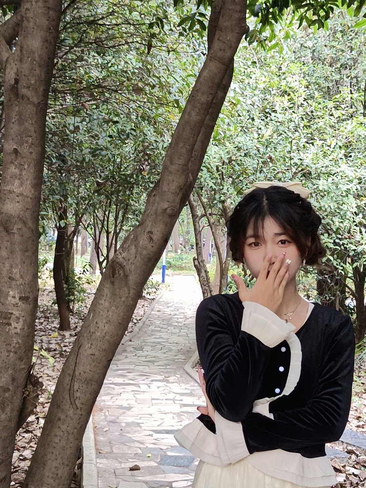 Rare.-湖北省·武汉市·洪山区-dy vb-热爱拍照,接受寄拍和送拍。不进行垫付。接rw很认真,想与pr对接