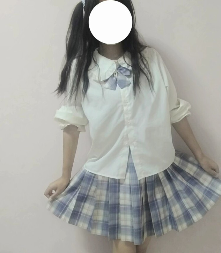 女二号.-山西省·晋城市·城区-抖音/快手-身高165体重90斤
对待工作认真负责 热爱拍照片 会p图 脸上有点小肉 长的还可以 喜欢收集小裙子 快手粉丝1.3万 抖音粉丝2300 可以短视频带货种草 接送拍