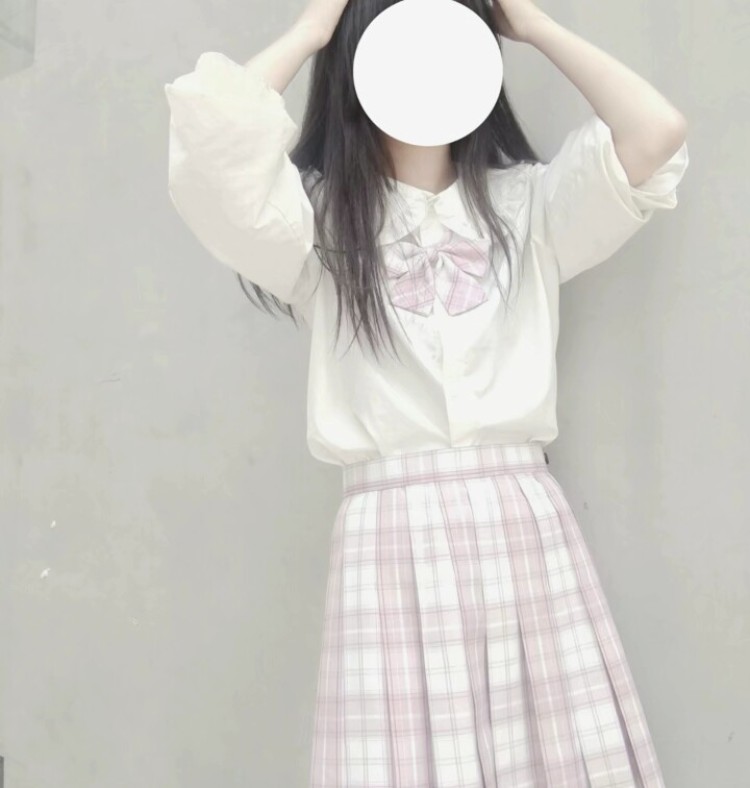 女二号.-山西省·晋城市·城区-抖音/快手-身高165体重90斤
对待工作认真负责 热爱拍照片 会p图 脸上有点小肉 长的还可以 喜欢收集小裙子 快手粉丝1.3万 抖音粉丝2300 可以短视频带货种草 接送拍
