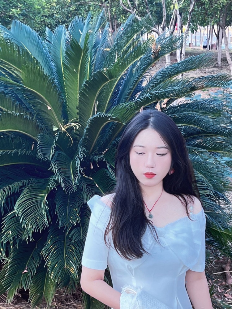 Lu、-湖南省·娄底市·娄星区-抖音 某红薯 -买家秀 寄拍 服饰包包都ok ,想聊的可以私信我,没有公主病,脾气好,不满意可以协商重新拍!👍