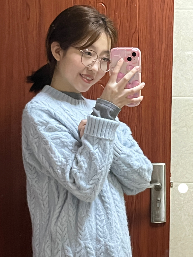 甜。-江苏省·苏州市·吴中区--自我介绍一下身高158和体重82，有一个网拍的梦想，喜欢拍照📷记录生活，风格可以尝试，小个子衣服，包包，鞋子都🉑️，希望有合作伙伴长期合作