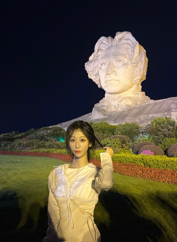 ₁％-广东省·中山市·中山港街道--本人美术生，爱好拍照p图，时间充裕，可接买家秀，；认真负责，出图快，有耐心，态度好