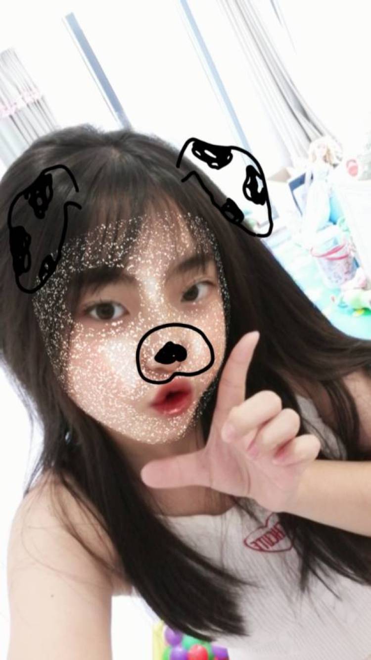 M.涵妹儿-辽宁省·朝阳市·双塔区-抖音 快手 微博-买家秀 种草带货 直播带货 拍视频 寄拍 送拍   赠拍 是学生 短视频vlog 开箱测评 品牌代言 营销推广 社群推广 校园推广