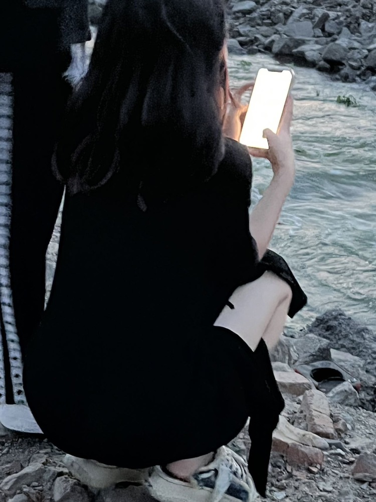 🥱-湖北省·武汉市·新洲区--喜欢拍照 热爱穿搭 身高158 体重85 接寄拍 正规渠道有没有看中的 骗子勿扰